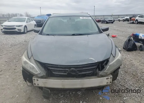 2016 Nissan Altima 2.5 z USA, uszkodzony, nr VIN 1N4AL3AP2GN366327